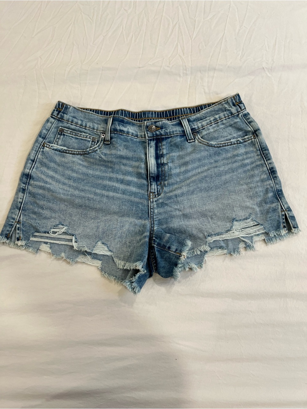 Aerie Women’s Light Blue Distressed Denim Shorts